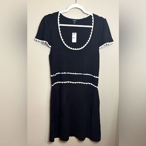 NWT Express Scalloped Hem Fitted Dress